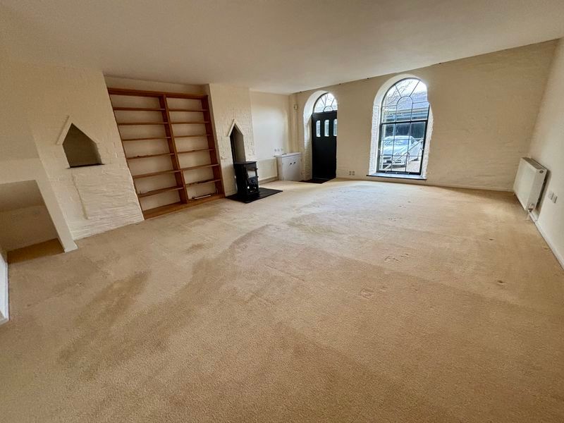 Property photo 2 of 17 Photo 2