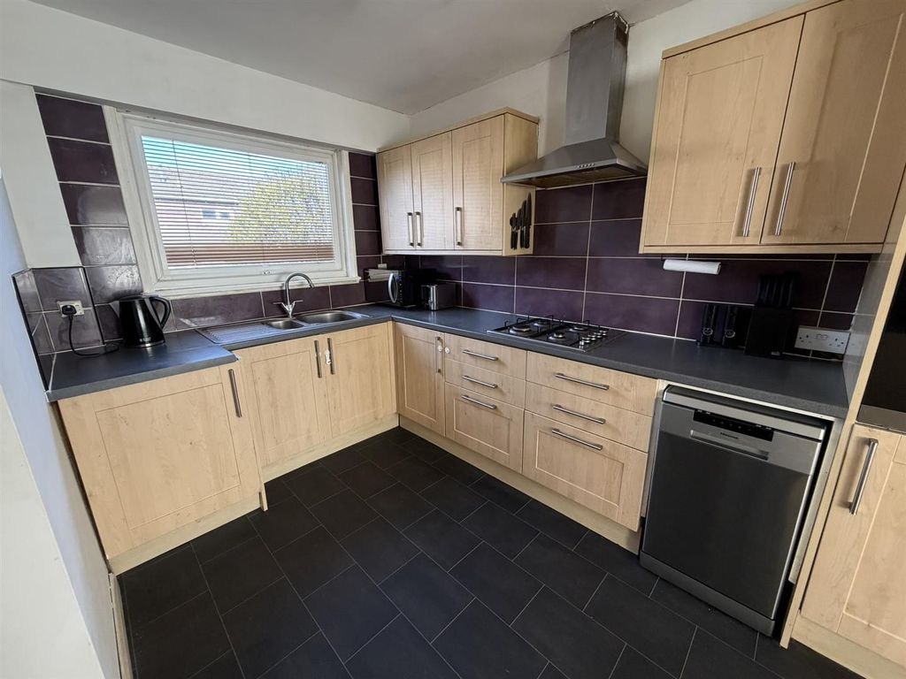 Property photo 2 of 13 Img_3393.Jpeg