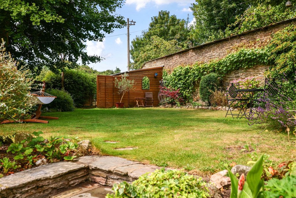 Property photo 2 of 31 Picture No. 37