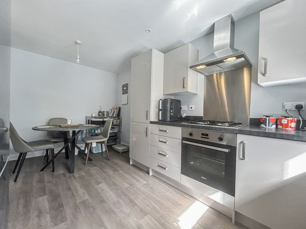 Property photo 3 of 14 Img1335