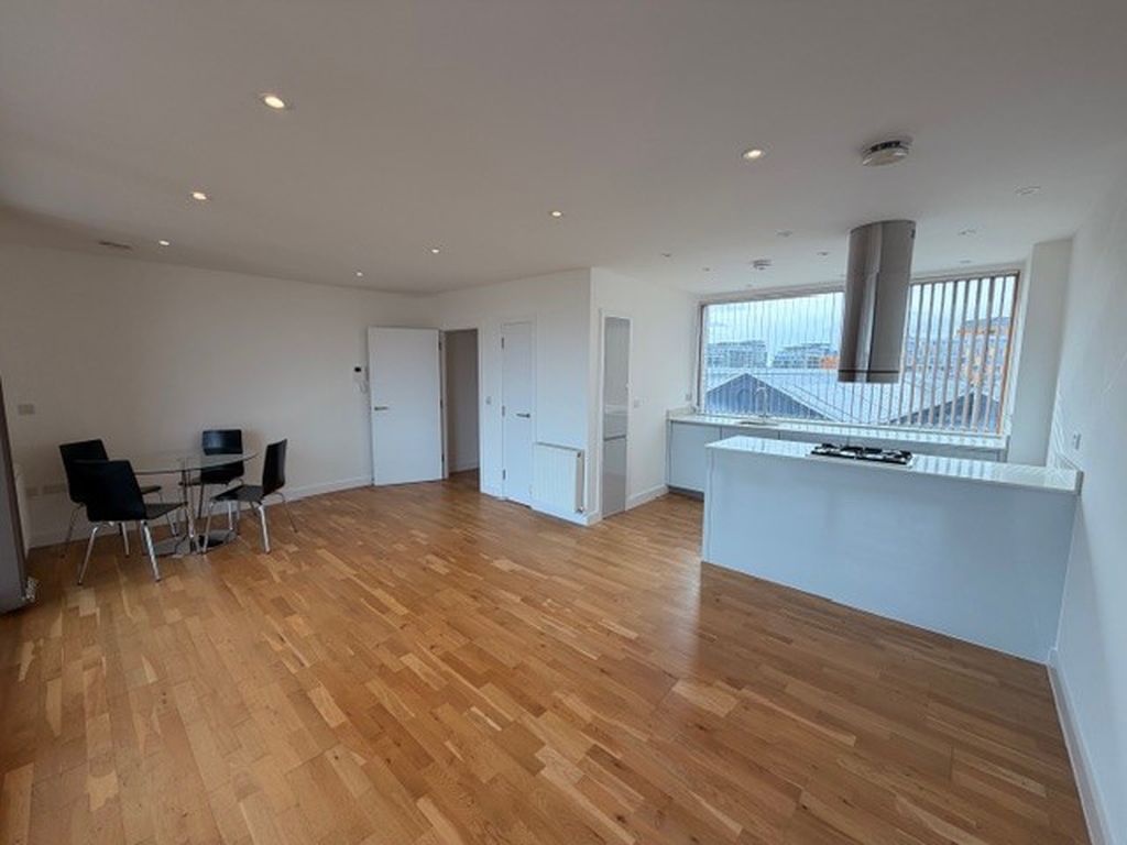 Property photo 2 of 8 Photo 3