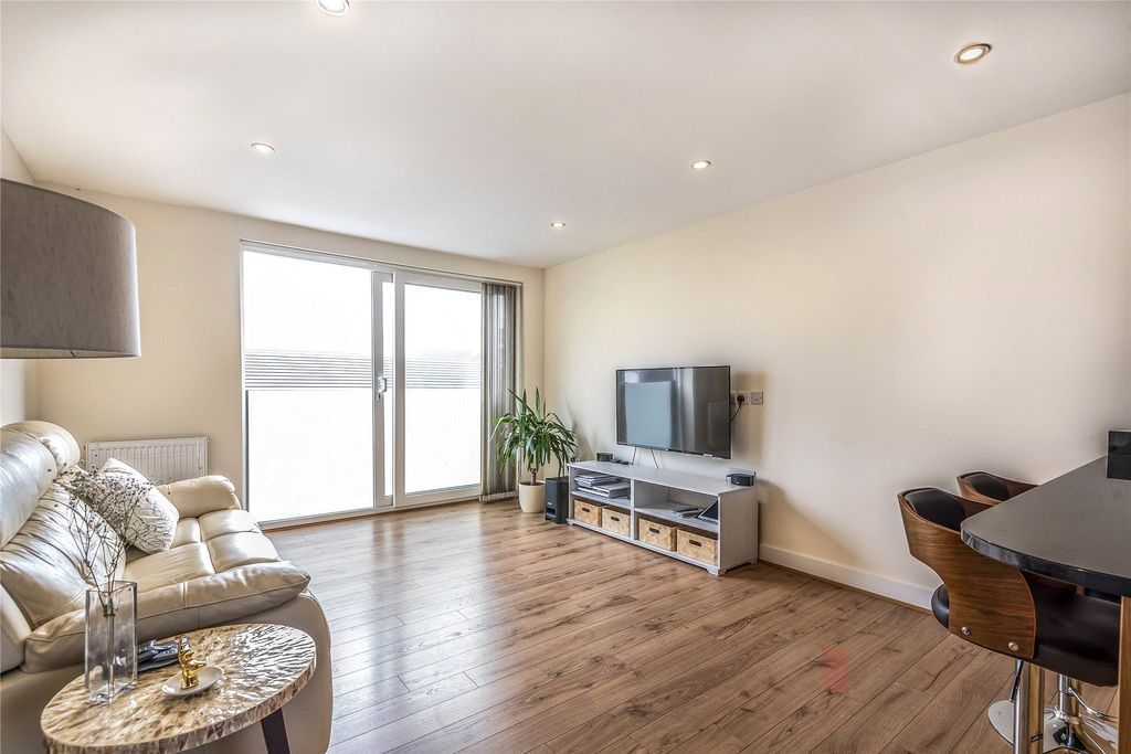 Property photo 2 of 6 Living Room