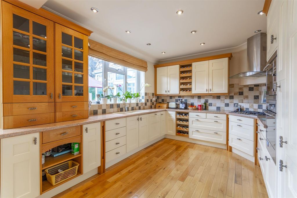 Property photo 2 of 45 Ccltd54.Jpg