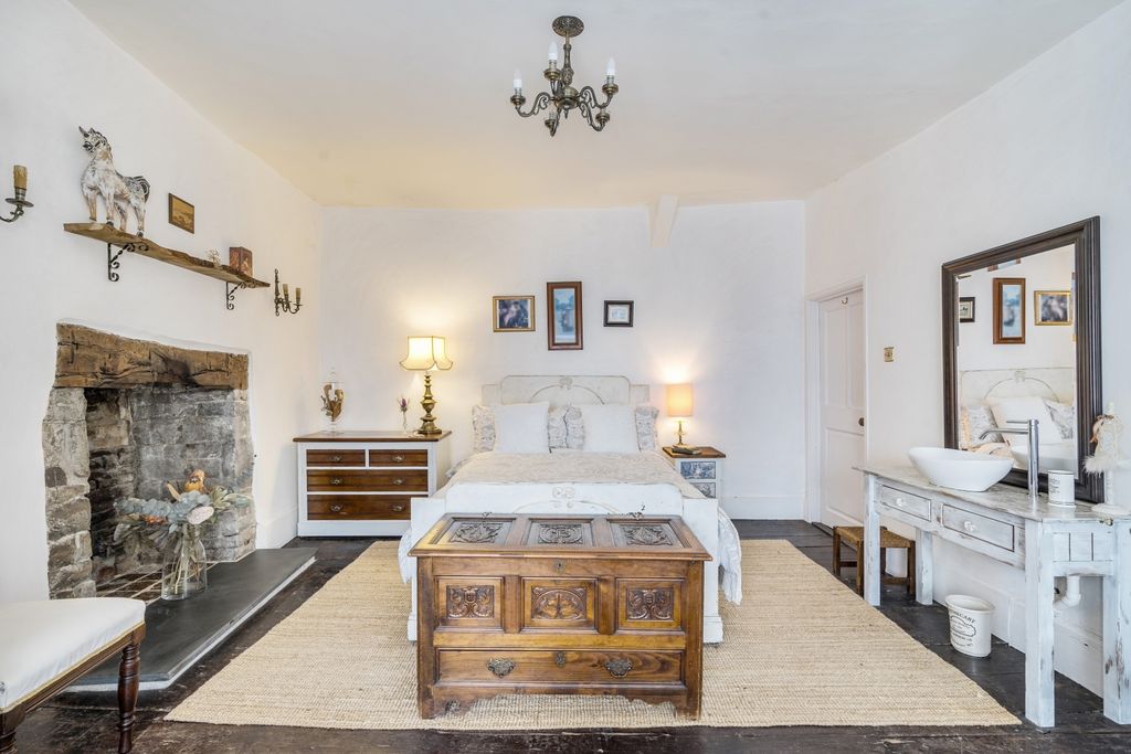 Property photo 2 of 27 1336202-19-68A91Fb764A22