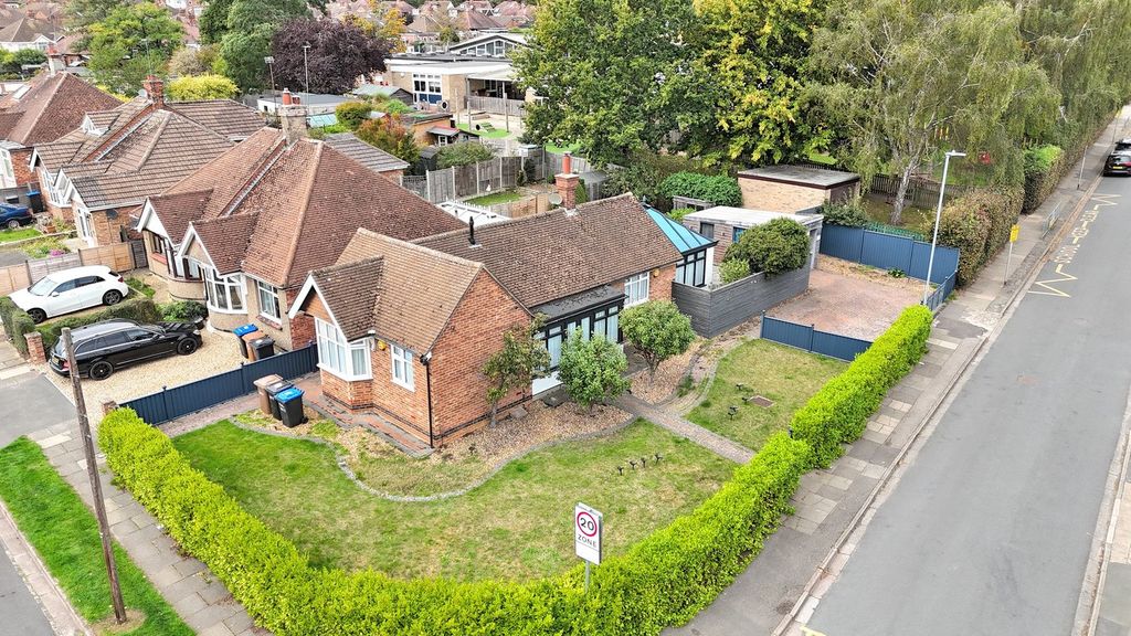 Property photo 1 of 16