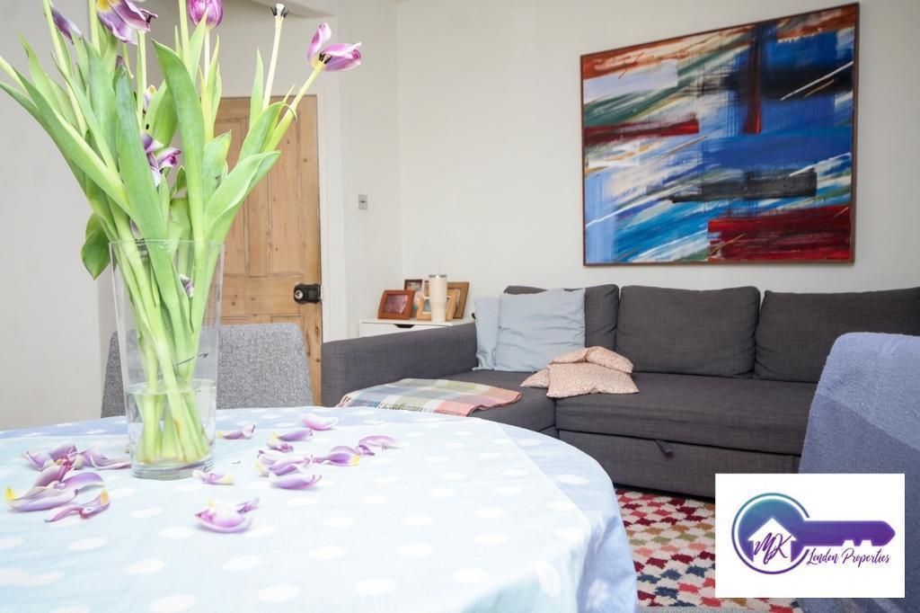 Property photo 2 of 8 Photo 2