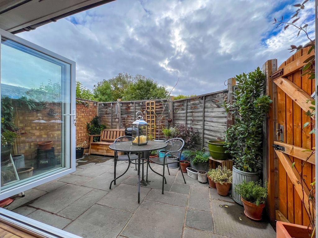 Property photo 3 of 13