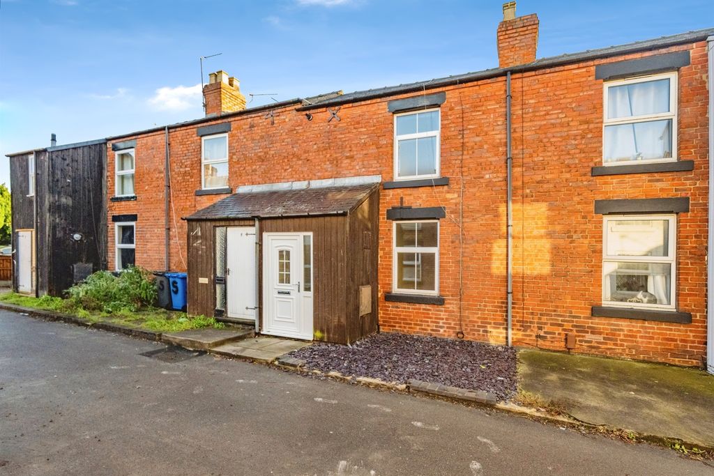 Property photo 1 of 17