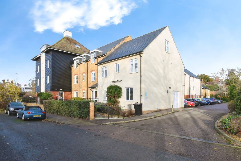 Property photo 2 of 19