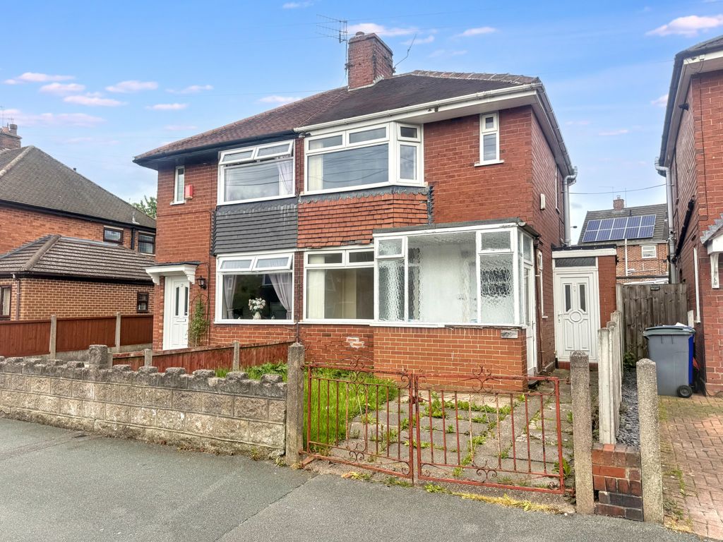 Property photo 1 of 11