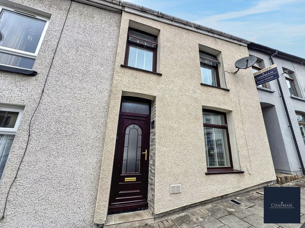 Property photo 1 of 25