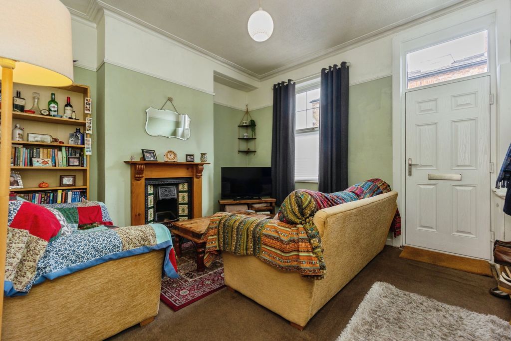 Property photo 2 of 15