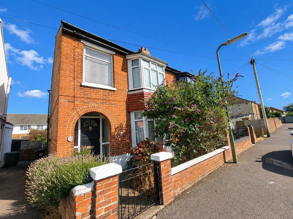 Property photo 1 of 12 Front