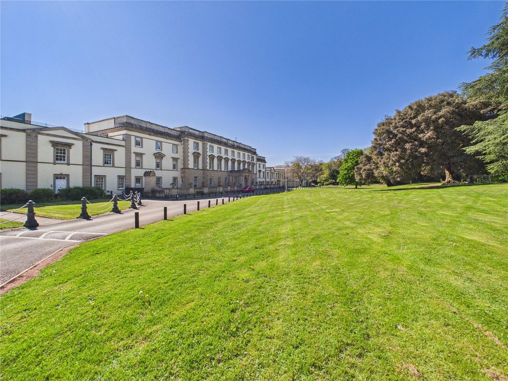 Property photo 1 of 16 Picture No. 05