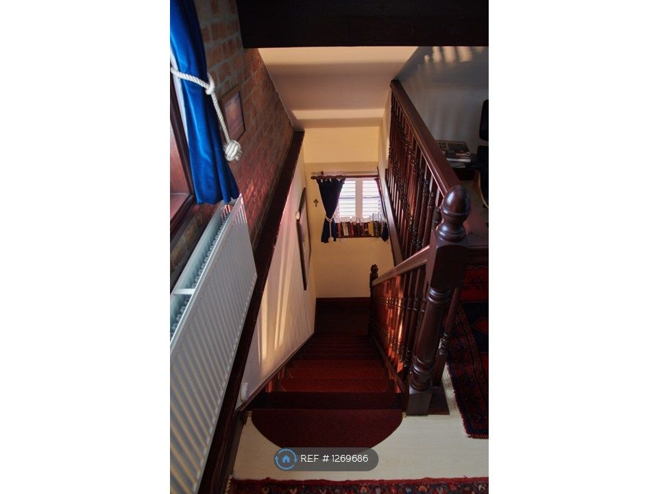 Property photo 2 of 35