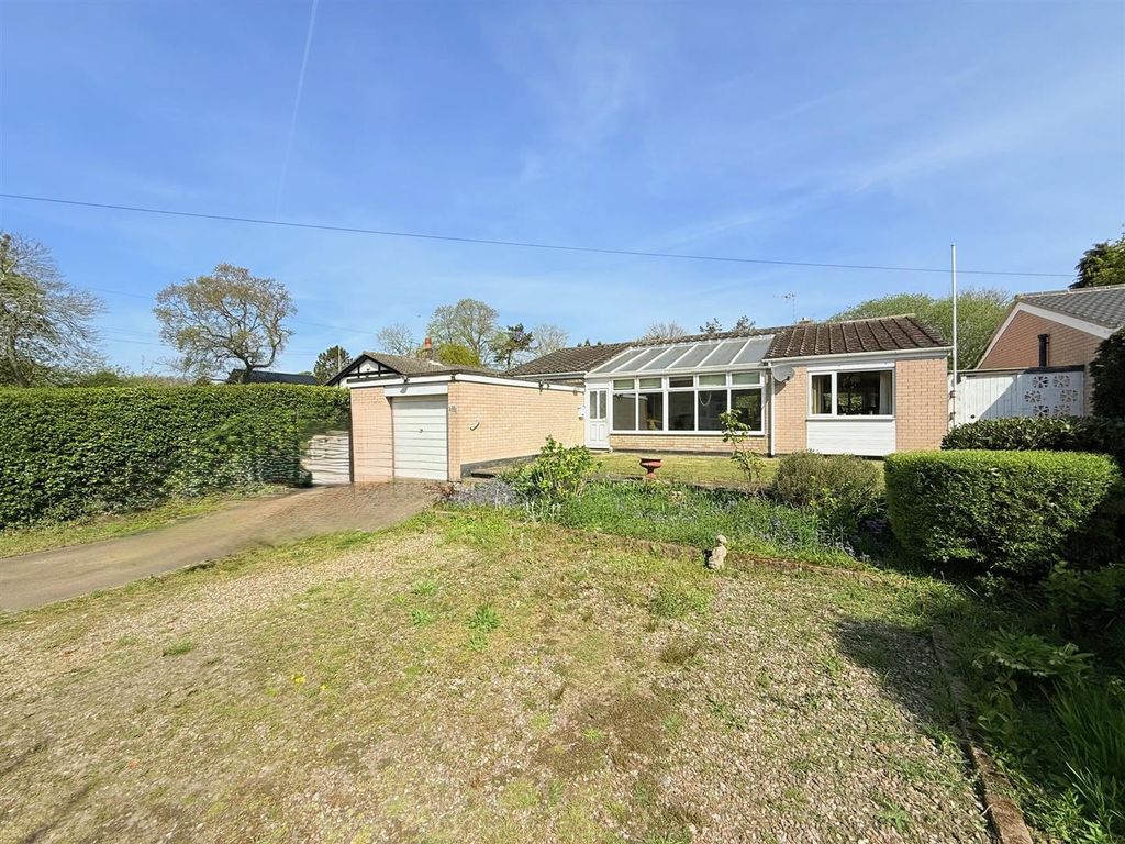 Property photo 1 of 20 Outside