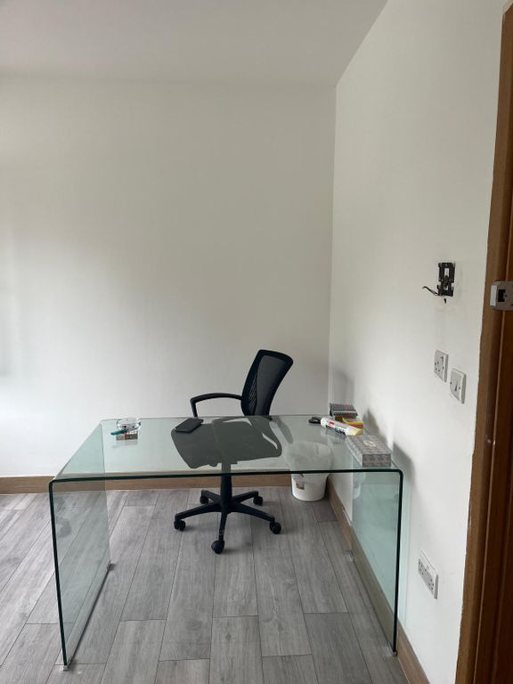 Property photo 1 of 4 Offices In Park Royal