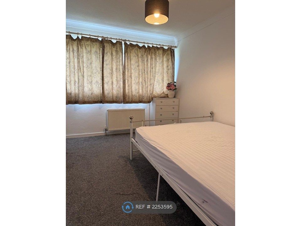 Property photo 2 of 4