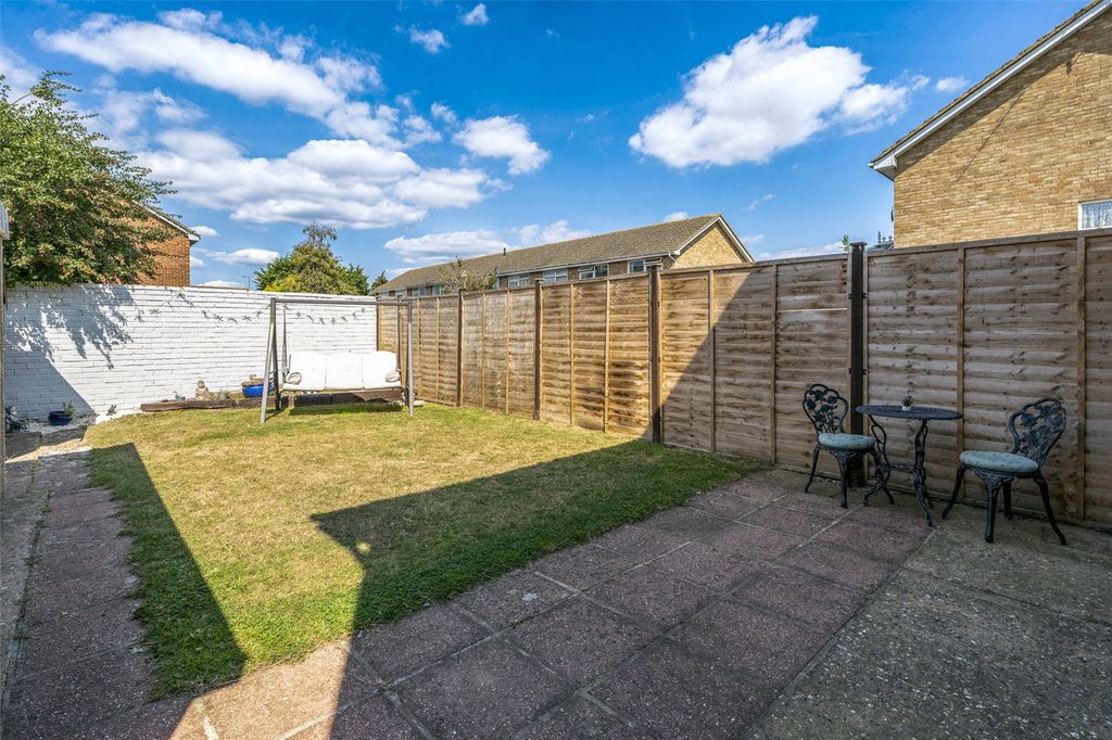 Property photo 2 of 18 Picture No. 23