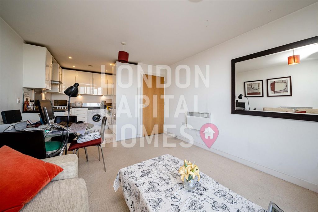 Property photo 2 of 13 2Sep1438.Jpg