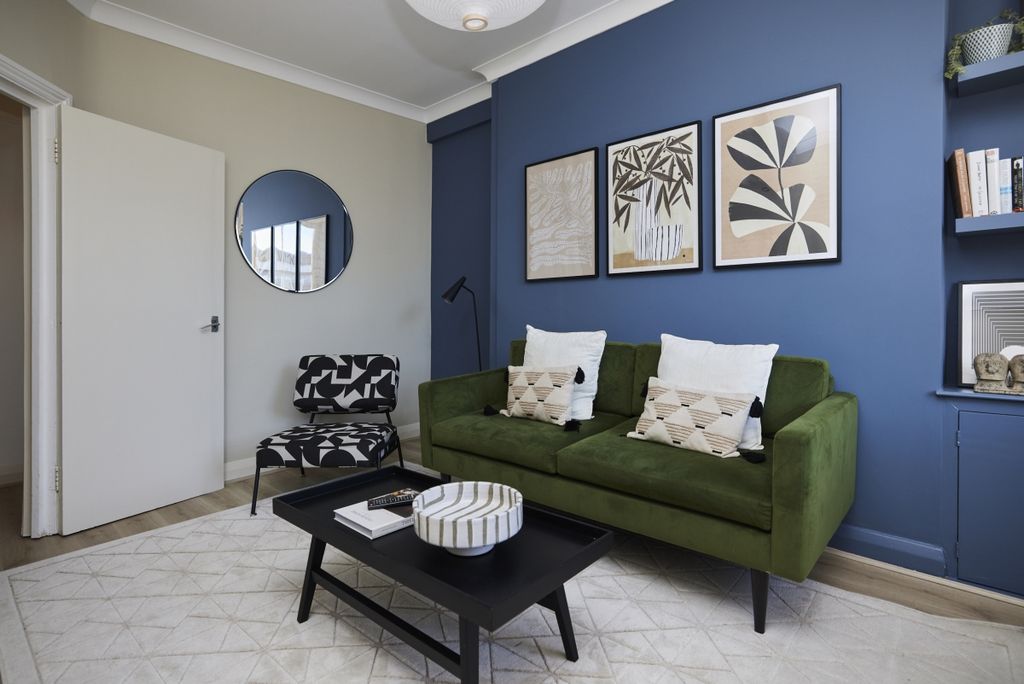 Property photo 3 of 11 Ln Sta28D_043