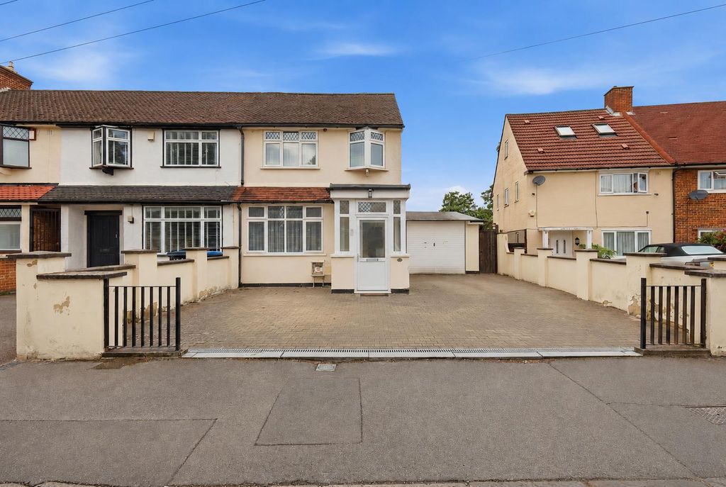 Property photo 1 of 25