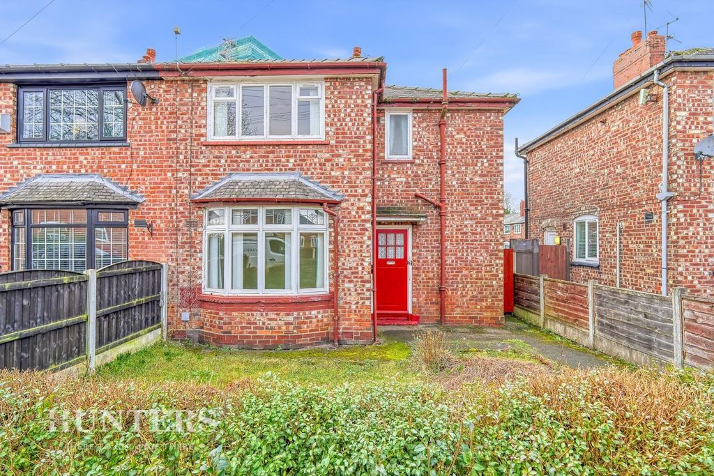 Property photo 1 of 18 Front