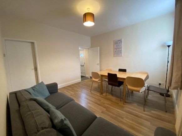 Property photo 3 of 9 9433665.Jpg