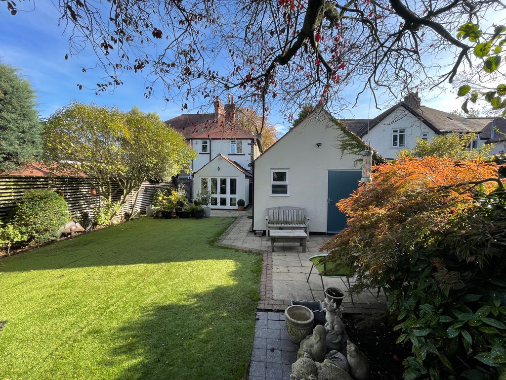 Property photo 2 of 18