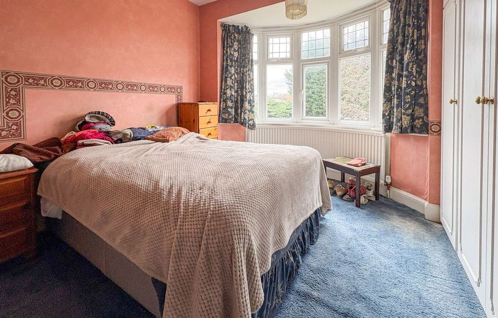 Property photo 3 of 31