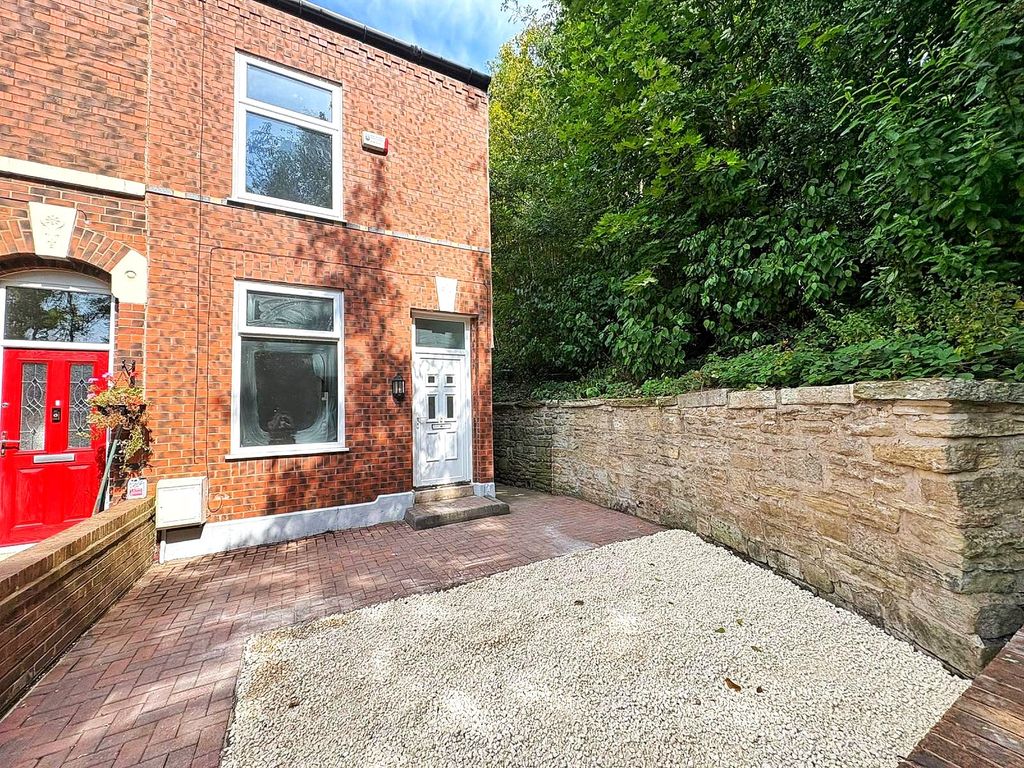Property photo 1 of 11 External