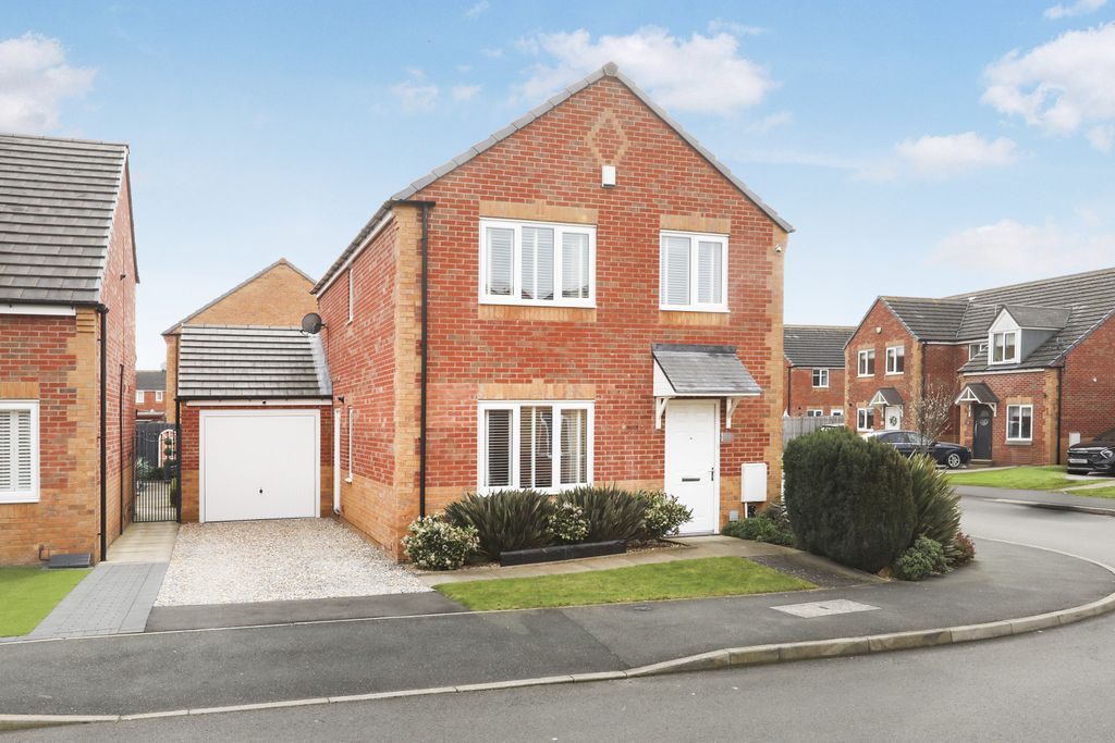 Property photo 1 of 19 0F4c294c6Cb082723ba3Aa9317488Bfb04B358B6.Jpg