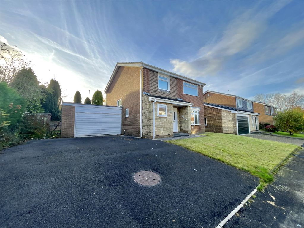 Property photo 3 of 29 External