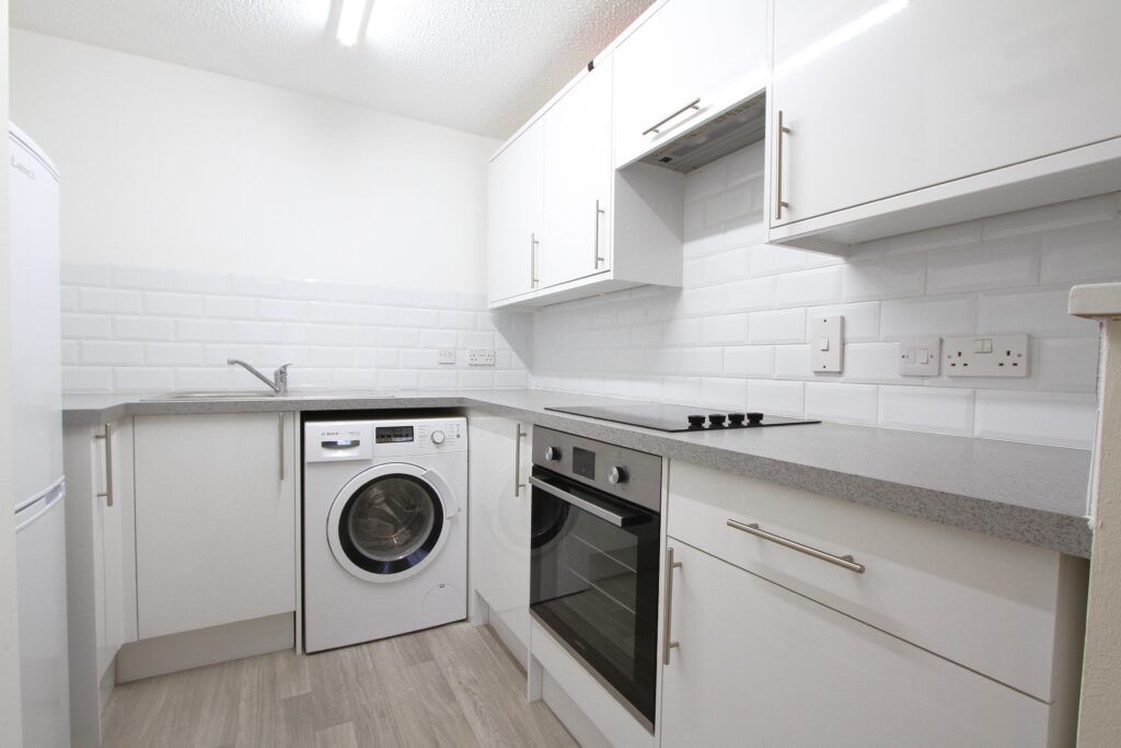 Property photo 3 of 5 522