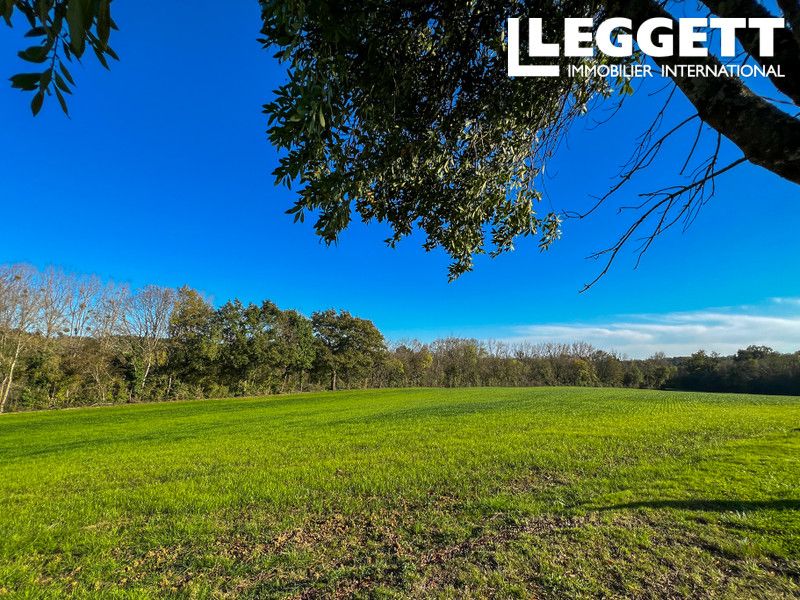 Property photo 2 of 10