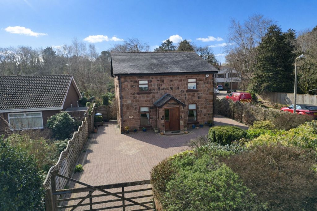 Property photo 1 of 27