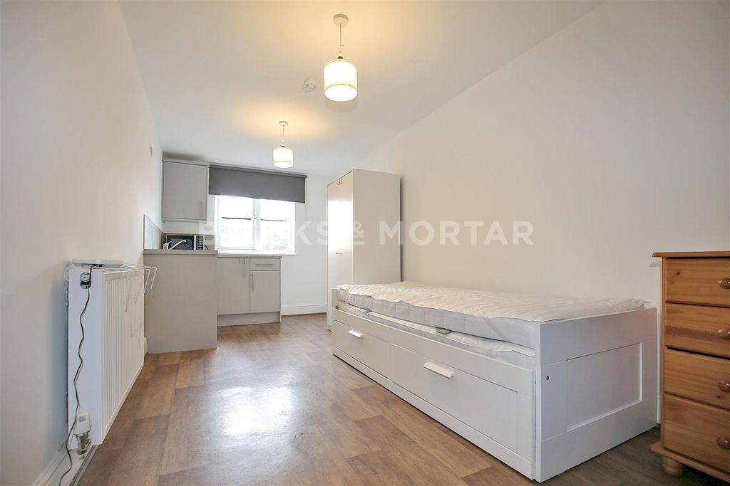 Property photo 1 of 7 Hgnszjpo6Zczbvm1.Jpg