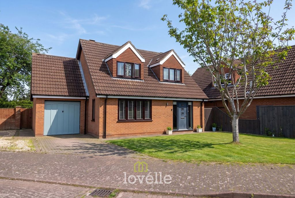 Property photo 1 of 35