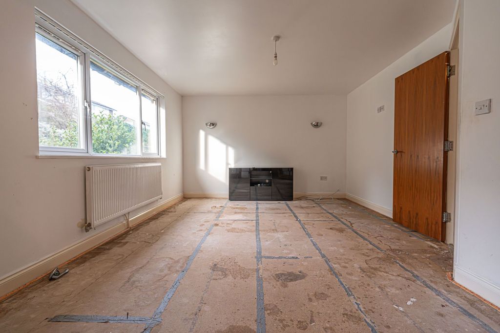 Additional image 10 of 5 bed detached house for salePonthir Road, Caerleon NP18