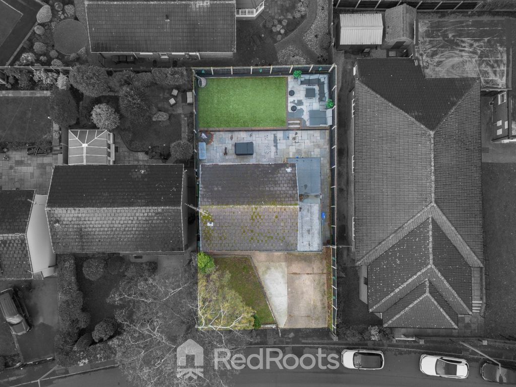 Property photo 2 of 36 4702944