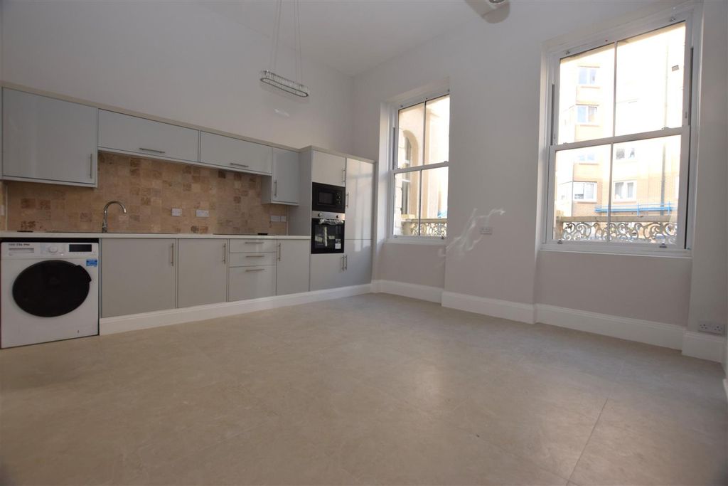 Property photo 2 of 8 Dsc_0351.Jpg