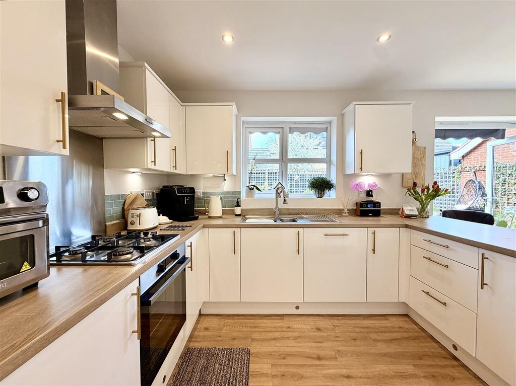 Additional image 11 of 4 bed detached house for saleDaffodil Close, Loughborough LE11