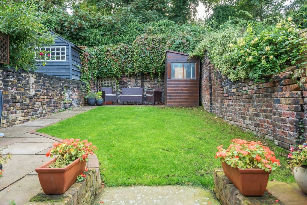 Property photo 3 of 20 Rear Garden