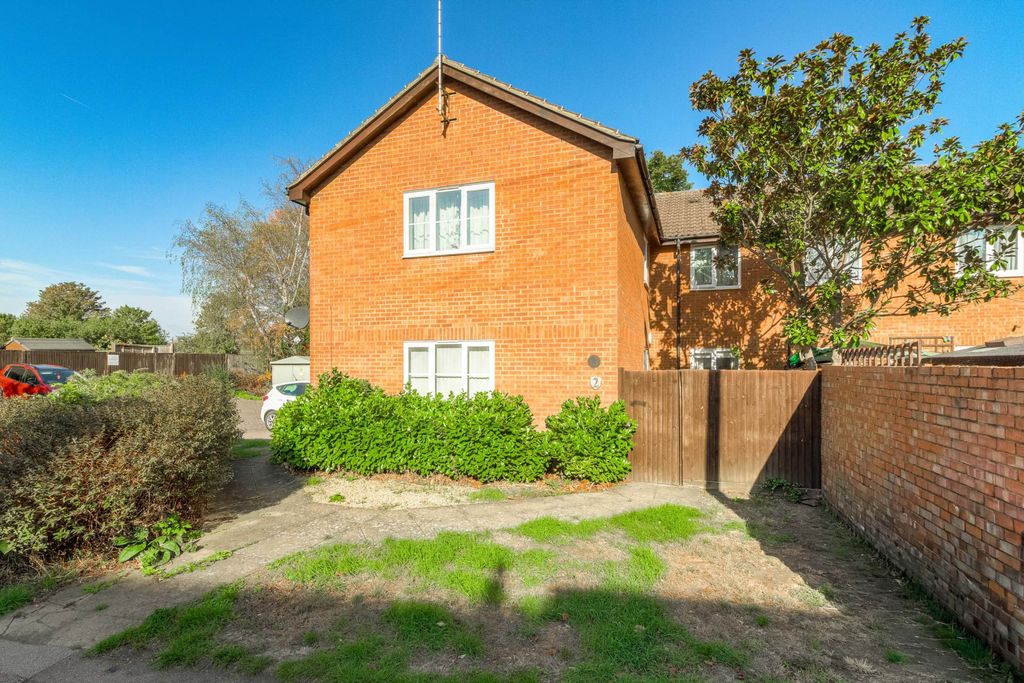 Property photo 1 of 10