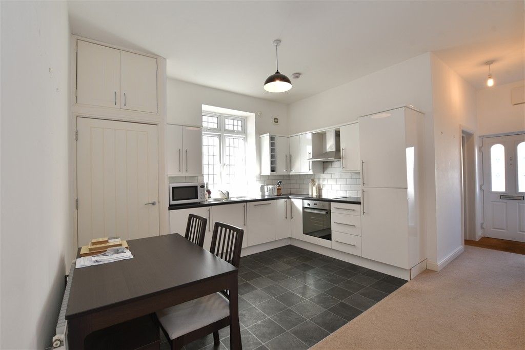 Property photo 1 of 8 Kitchen/Diner