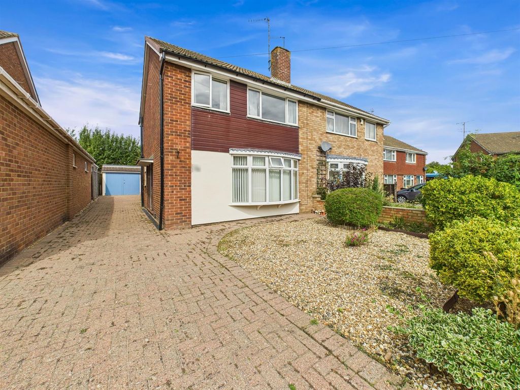 Property photo 1 of 14 Cam04907G0-Pr0291-Still017.Jpg