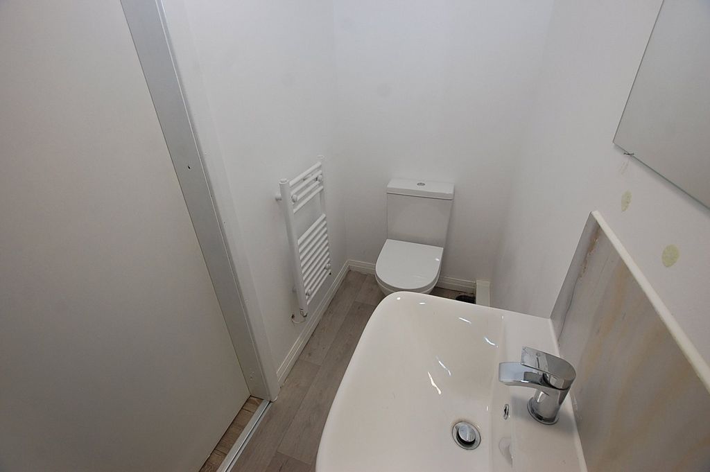 Property photo 3 of 7 Picture No. 04