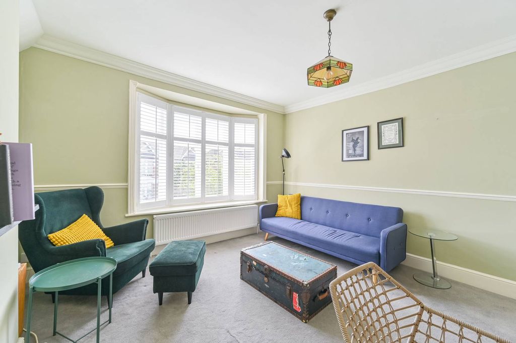 Property photo 1 of 17