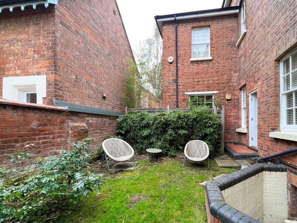 Additional image 10 of 3 bed flat for saleBrooklands House, Lucas Court, Leamington Spa CV32