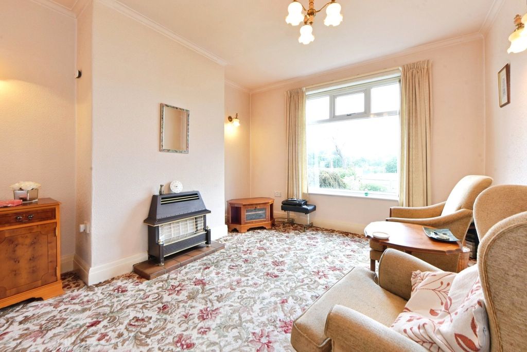 Property photo 3 of 19 Picture No. 01